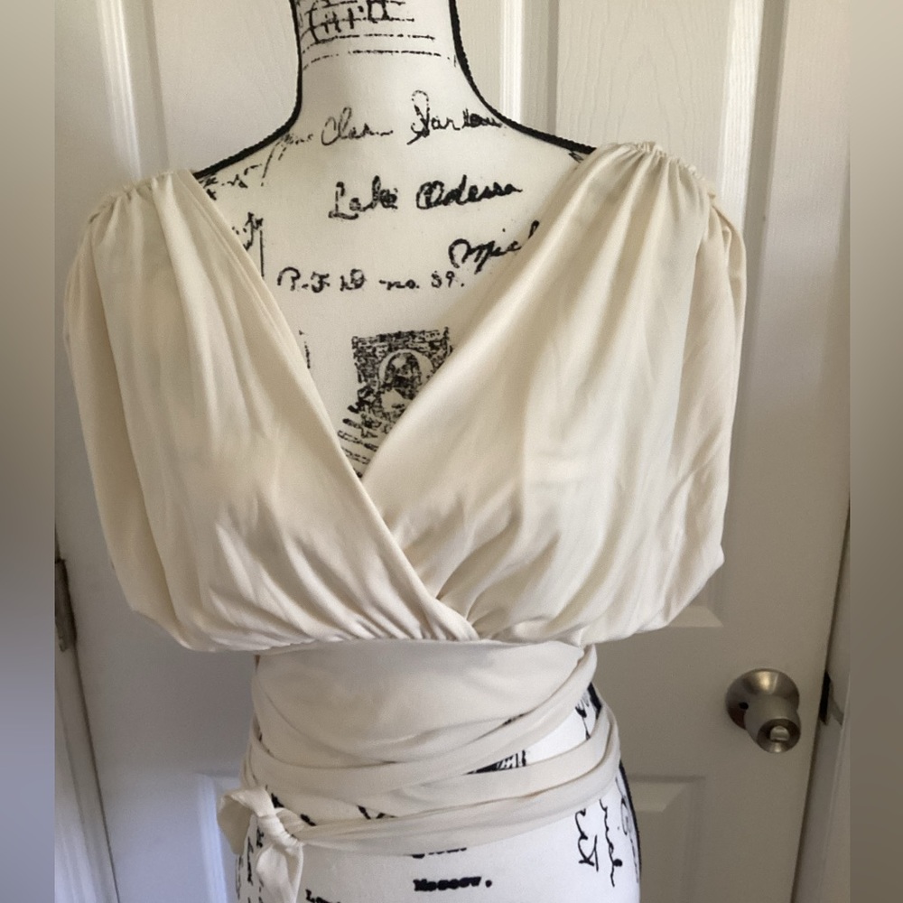 Off White Color